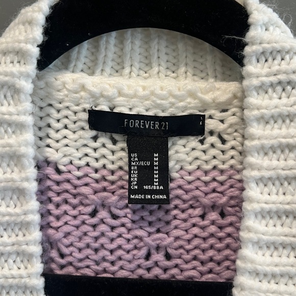 🌟 3/$25 Forever 21 Knit Cropped Cardigan, Purple and White, size medium - Picture 3 of 5